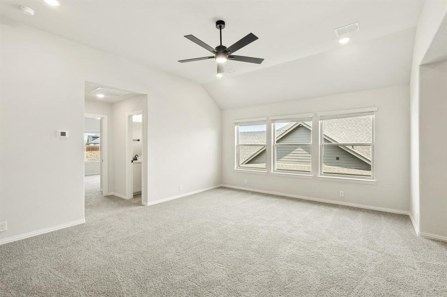 Spacious, unfurnished interior of a new home in Homestead at Daniel Farms Phase 2, DeSoto (Image 22). Spacious, unfurnished interior of a new home in Homestead at Daniel Farms Phase 2, DeSoto (Image 22).