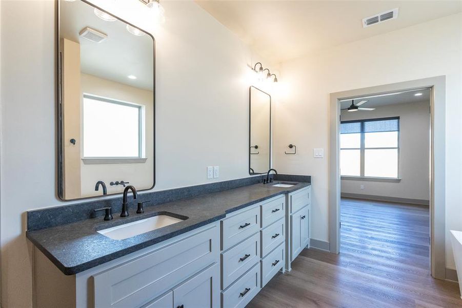 Furnished interior view inside a new home in , Abilene (Image 10).