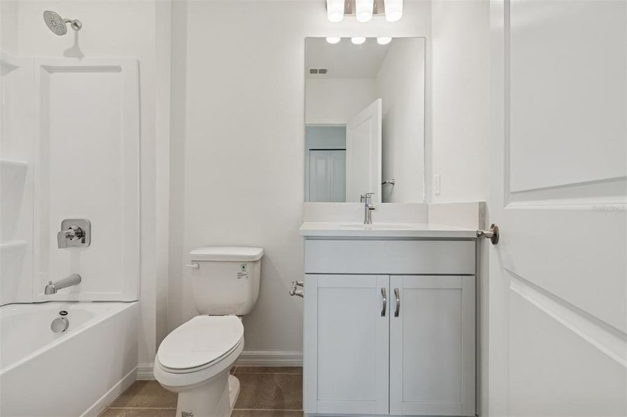 Furnished interior view inside a new home in Southpointe, Palmetto (Image 11).