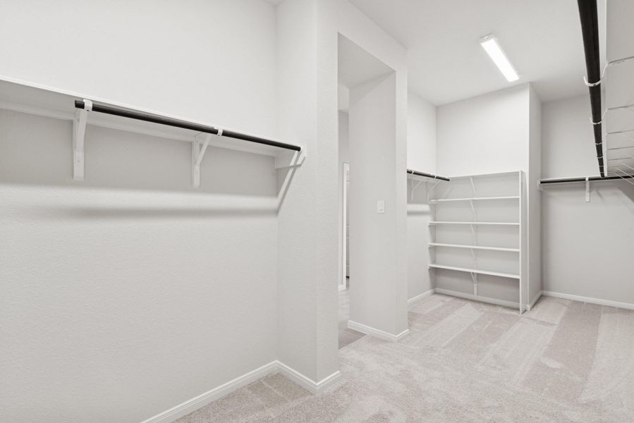 Spacious, unfurnished interior of a new home in Oakwood Estates, Waller (Image 29).