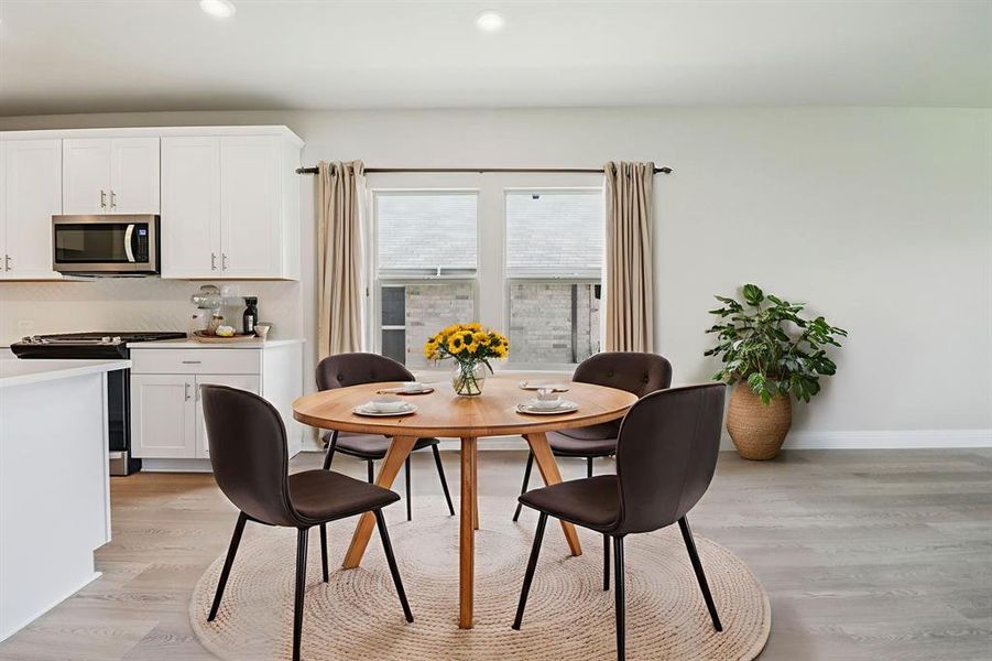 Furnished interior view inside a new home in Westmoor, Sherman (Image 7).