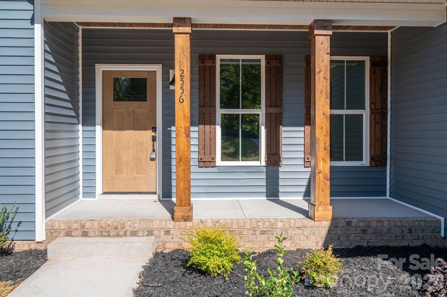 Exterior details and patio area of a home in , Maiden (Image 19).