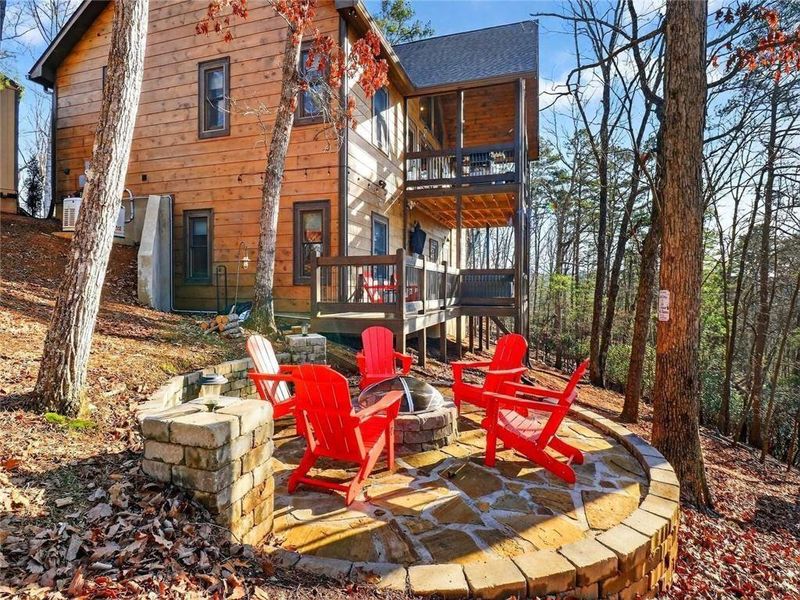 Community amenities in , Ellijay (Image 99).