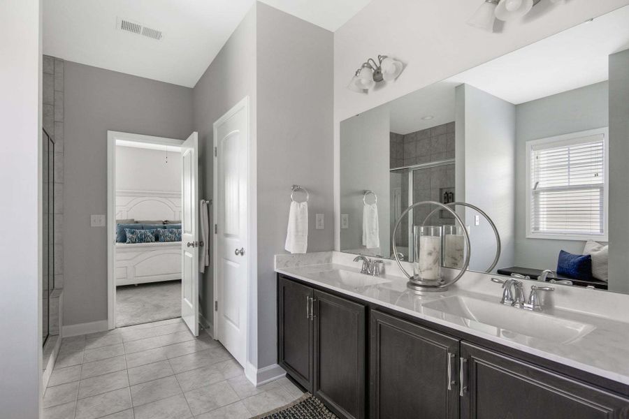 Representative furnished interior of a home built from the Rivermist by Caviness & Cates Communities in Maggie Way, Wendell (Image 253).