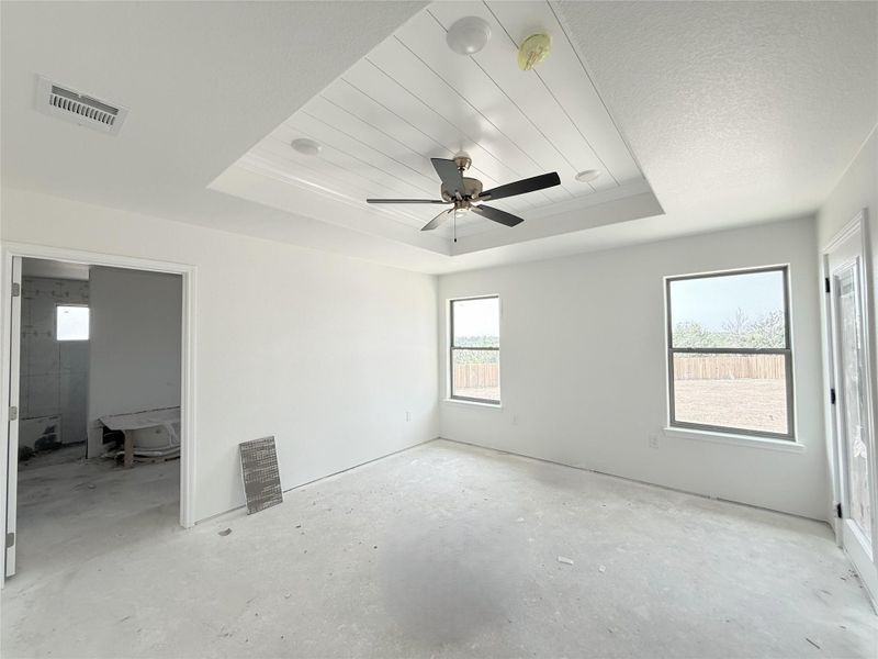 Spacious, unfurnished interior of a new home in , Copperas Cove (Image 10).