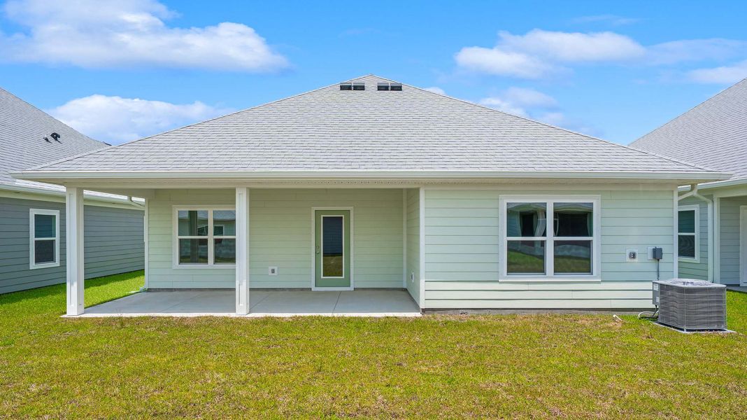 Representative exterior details of a home built from the The Delray by D.R. Horton in WindMark Beach, Port Saint Joe (Image 3).