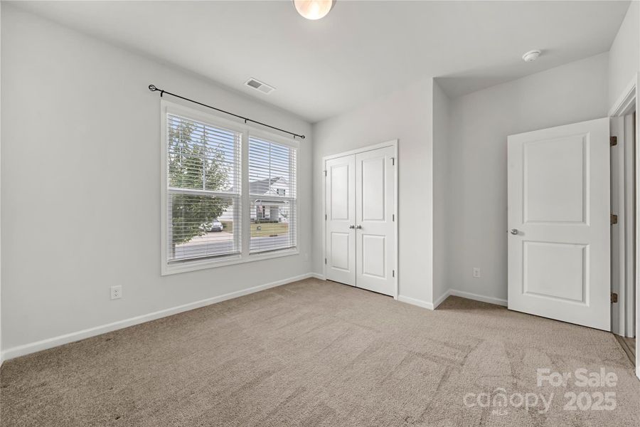 Spacious, unfurnished interior of a new home in , Denver (Image 29).