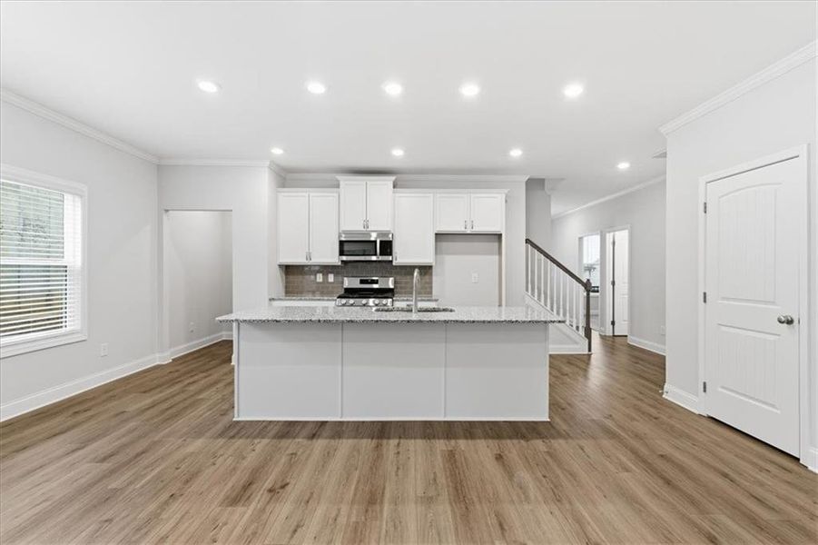 Furnished interior view inside a new home in , Dallas (Image 5).