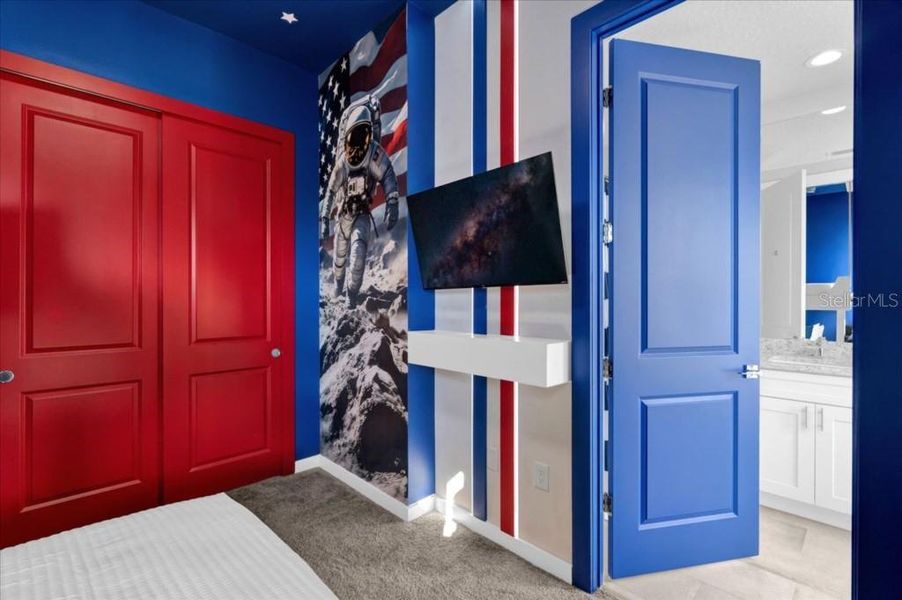 Image 32 of a home in .