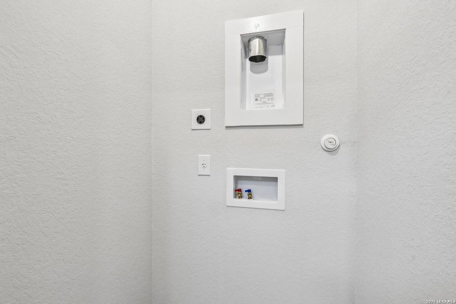 Close-up of interior finishes inside a home in Highland Ridge, New Braunfels (Image 8).