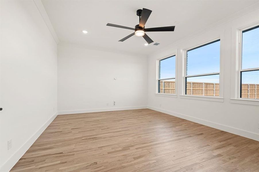Spacious, unfurnished interior of a new home in , Haslet (Image 30).