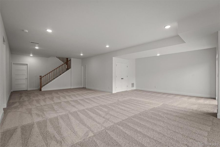Spacious, unfurnished interior of a new home in Cloverleaf - Pinnacle Collection, Monument (Image 27).