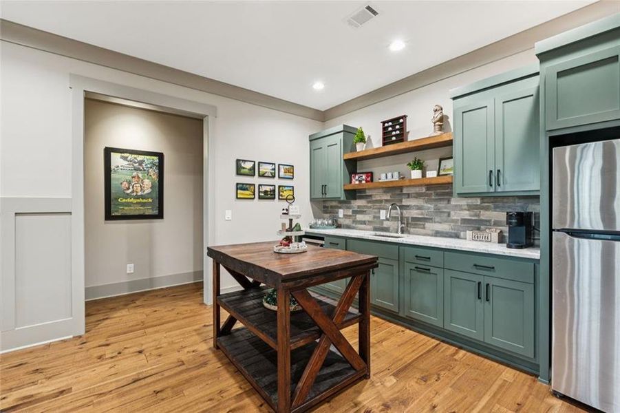 Furnished interior view inside a new home in , Dahlonega (Image 13).