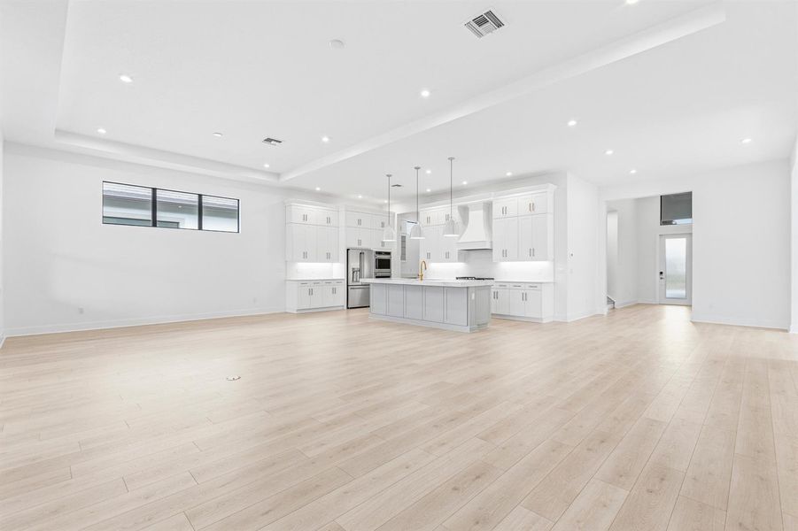 Dining-Kitchen Dining-Kitchen