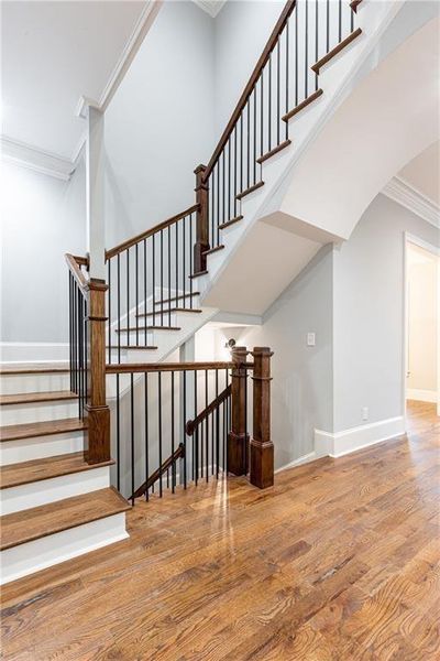 Spacious, unfurnished interior of a new home in , Atlanta (Image 18).