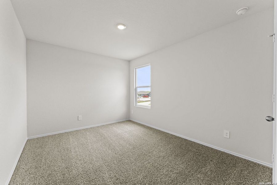 Spacious, unfurnished interior of a new home in Swenson Heights, Seguin (Image 32).