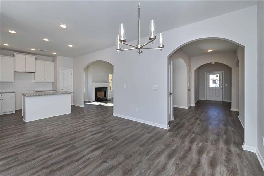Spacious, unfurnished interior of a new home in , Villa Rica (Image 17).