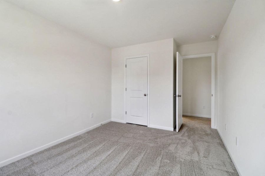 34-web-or-mls-Flat Coat Ln-022