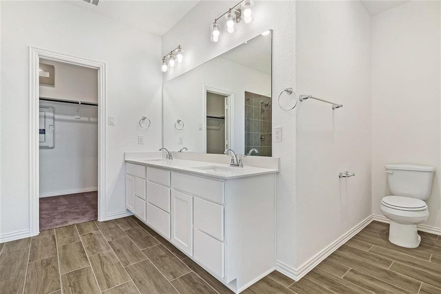 Image 21 of a home in Sunterra.