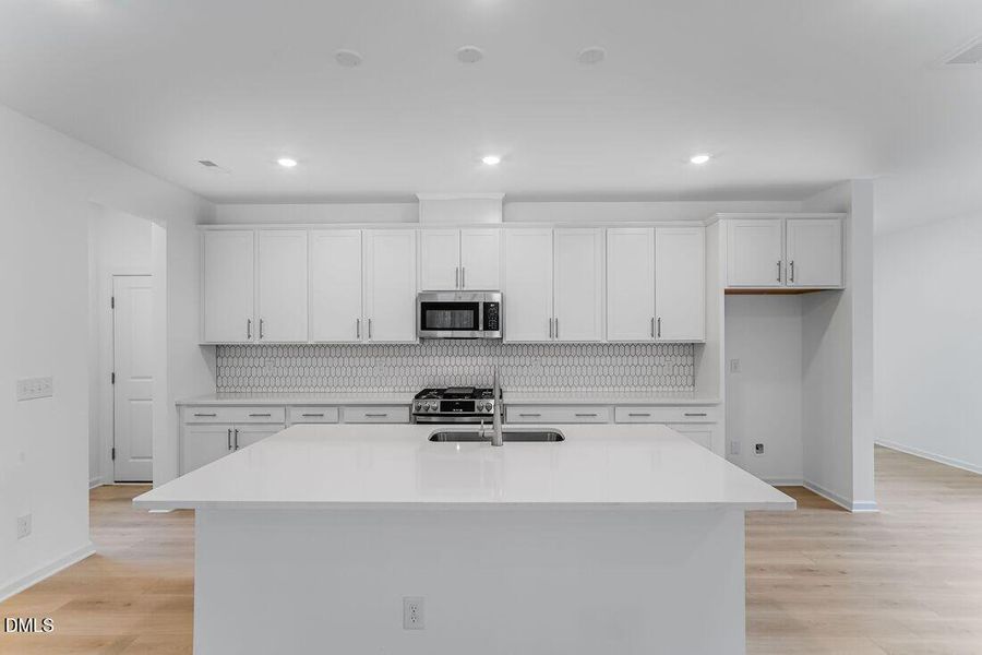 hj-nc-raleigh-eagle-trace-stella-lot-108