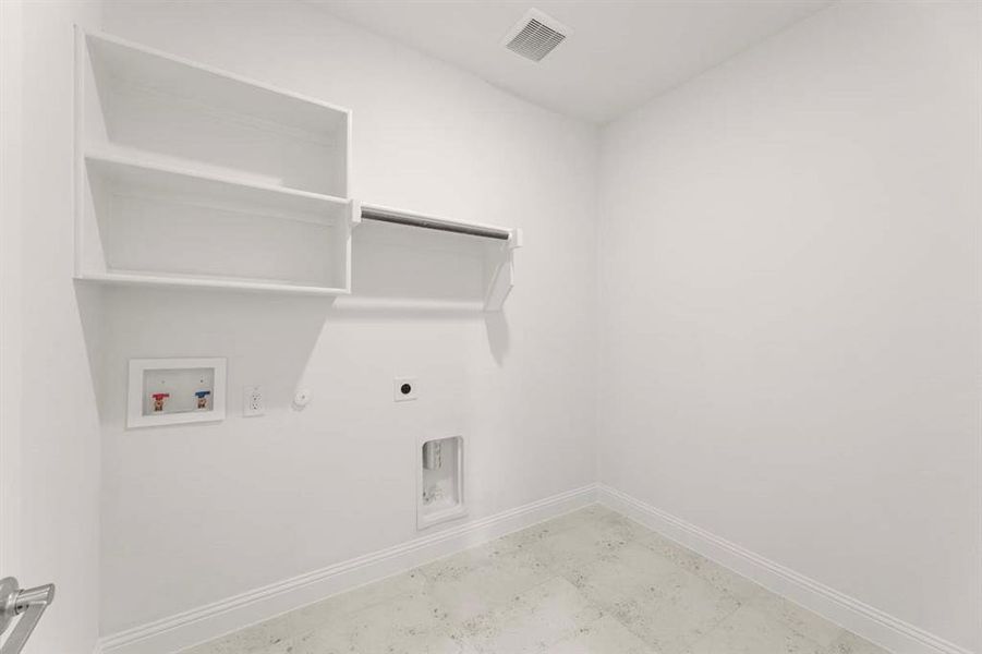 21-3506-honeysuckle-hollow-melissa-tx-laundry-room
