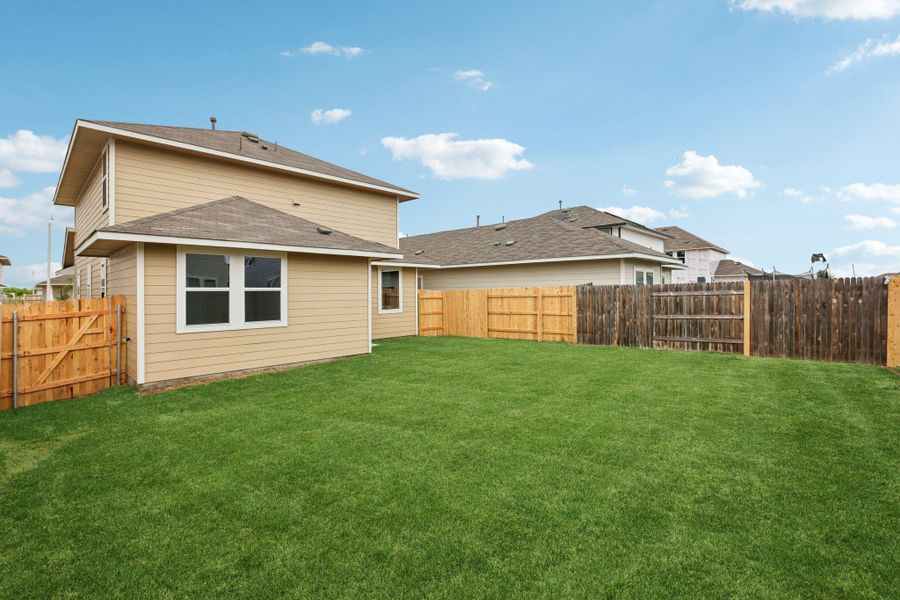 Exterior details and patio area of a home in Hymeadow, Maxwell (Image 22).