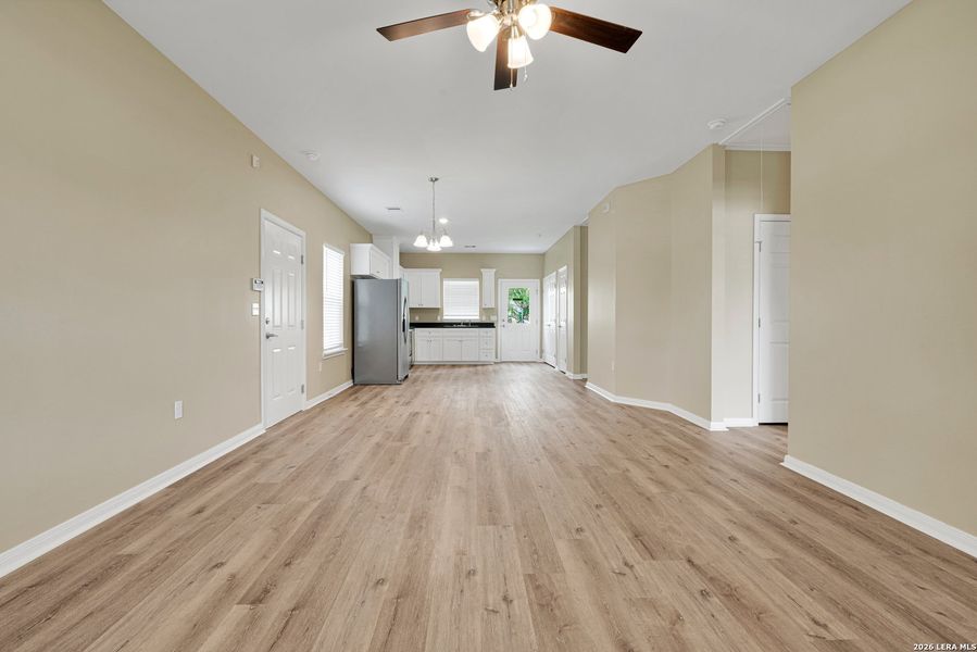 Spacious, unfurnished interior of a new home in , San Antonio (Image 16).