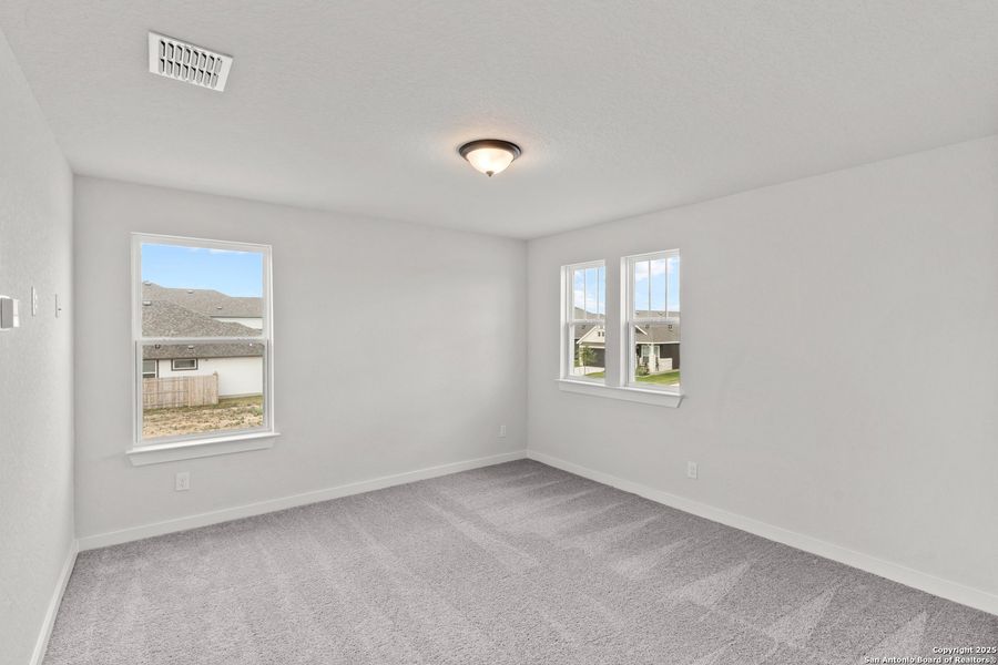 Spacious, unfurnished interior of a new home in August Fields, New Braunfels (Image 30). Spacious, unfurnished interior of a new home in August Fields, New Braunfels (Image 30).