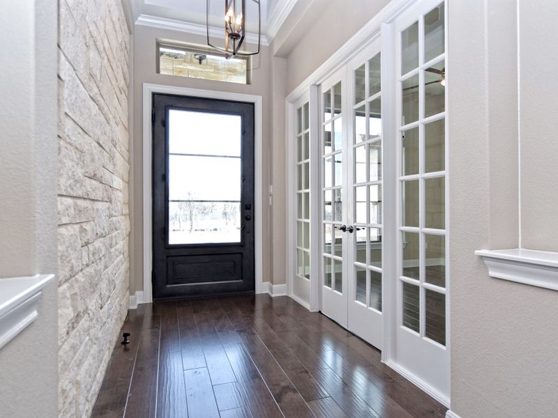 Representative unfurnished interior of a home built from the San Simeon I by Giddens Homes in Clearwater Ranch, Liberty Hill (Image 453).