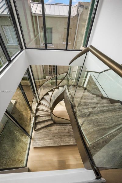 Image 43 of a home in .