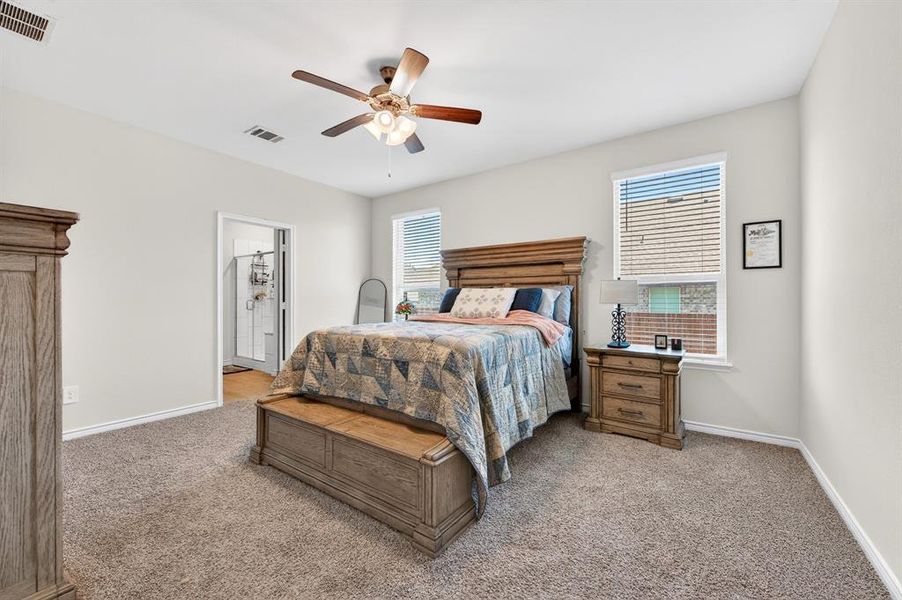 Furnished interior view inside a new home in , Fort Worth (Image 23).