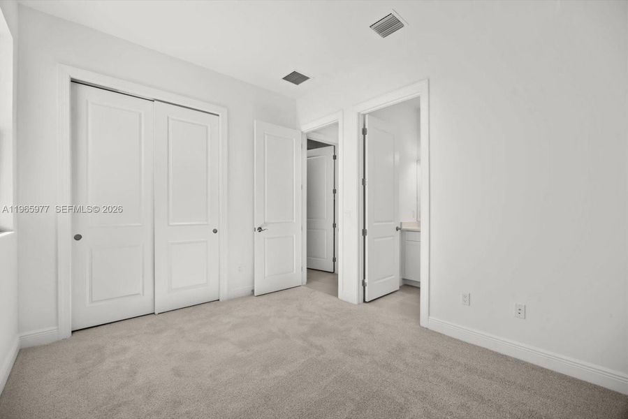 Spacious, unfurnished interior of a new home in , Port St. Lucie (Image 45).