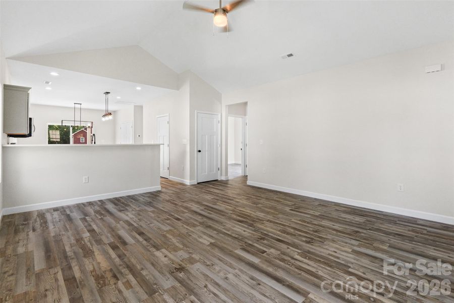 Spacious, unfurnished interior of a new home in , York (Image 13).