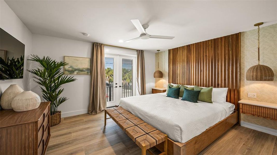 Furnished interior view inside a new home in , Sarasota (Image 45).
