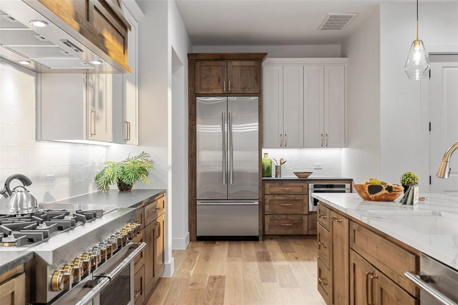 Furnished interior view inside a new home in , Granite Shoals (Image 18).