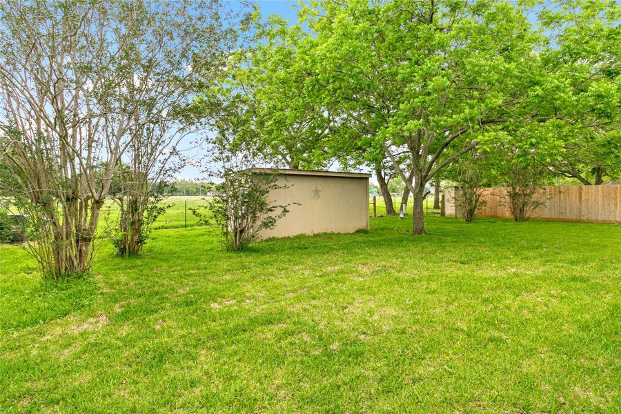 Exterior details and patio area of a home in , Sweeny (Image 3).