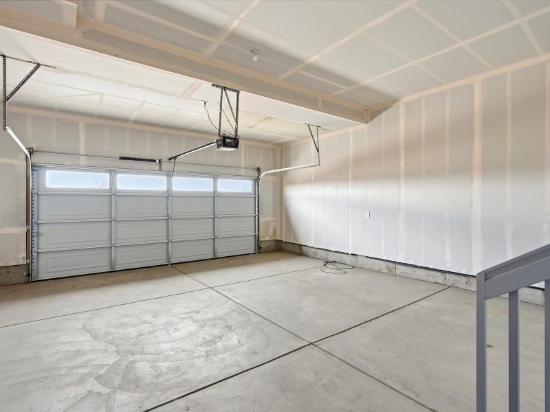Spacious, unfurnished interior of a new home in York Station, Thornton (Image 16).