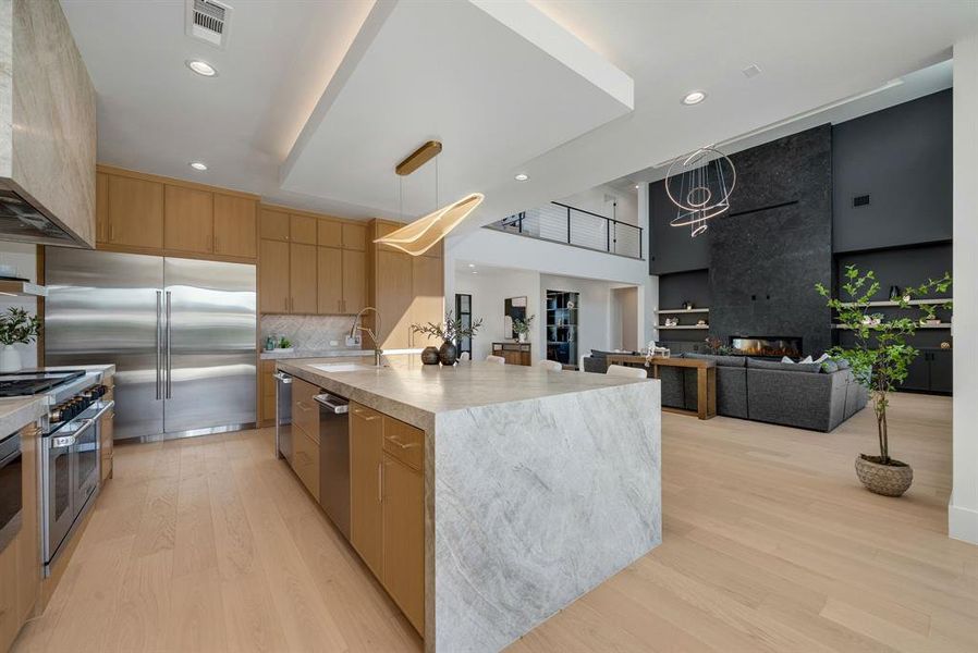Furnished interior view inside a new home in , Prosper (Image 19).