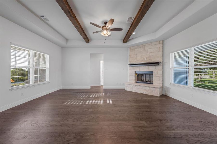 Spacious, unfurnished interior of a new home in , Poolville (Image 27).