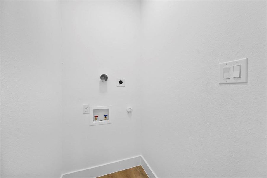 Spacious, unfurnished interior of a new home in , Dallas (Image 24). Spacious, unfurnished interior of a new home in , Dallas (Image 24).