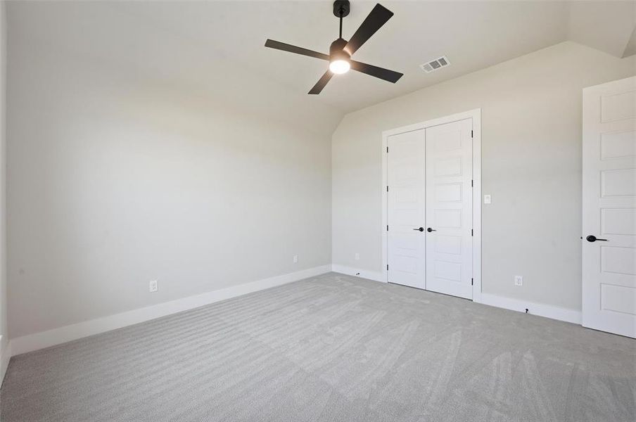 Spacious, unfurnished interior of a new home in Aledo Heights - Aledo ISD, Annetta South (Image 35).
