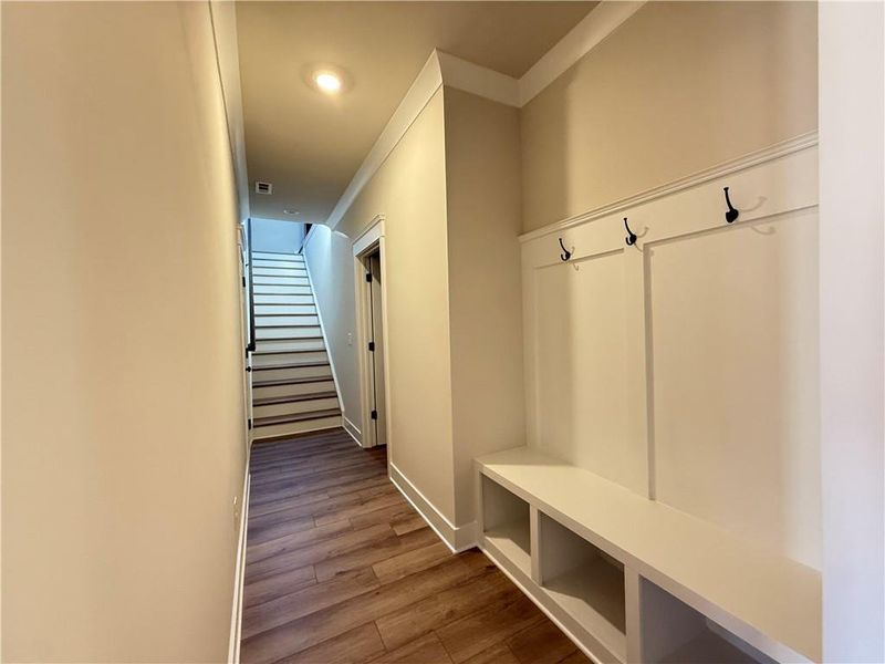 Spacious, unfurnished interior of a new home in Ponderosa Farms Manor, Gainesville (Image 38).