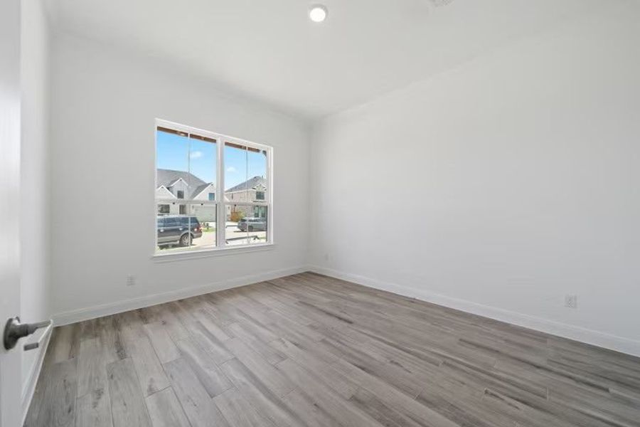 Flex Room/ Office Flex Room/ Office