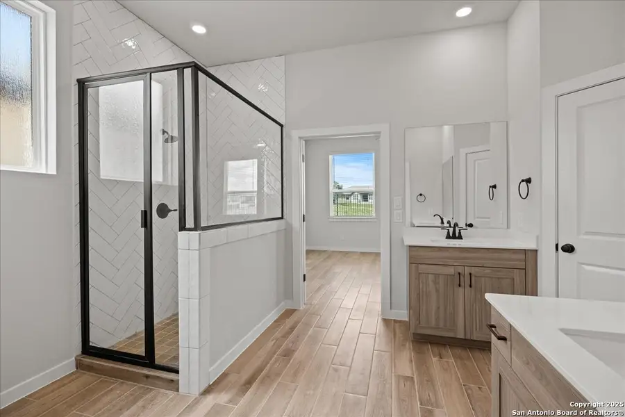 Furnished interior view inside a new home in Stream Waters, Seguin (Image 3). Furnished interior view inside a new home in Stream Waters, Seguin (Image 3).