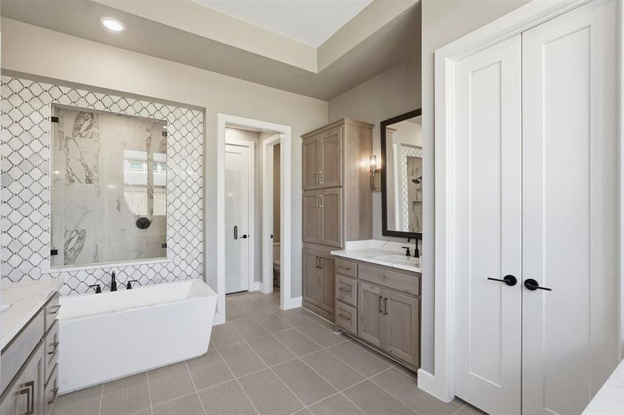 Furnished interior view inside a new home in Mustang Lakes, Celina (Image 4). Furnished interior view inside a new home in Mustang Lakes, Celina (Image 4).