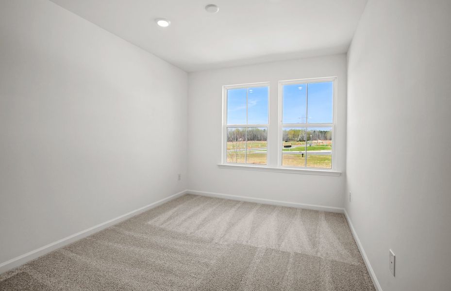 Representative unfurnished interior of a home built from the Landis by Pulte Homes in Mallard Park, Charlotte (Image 25).