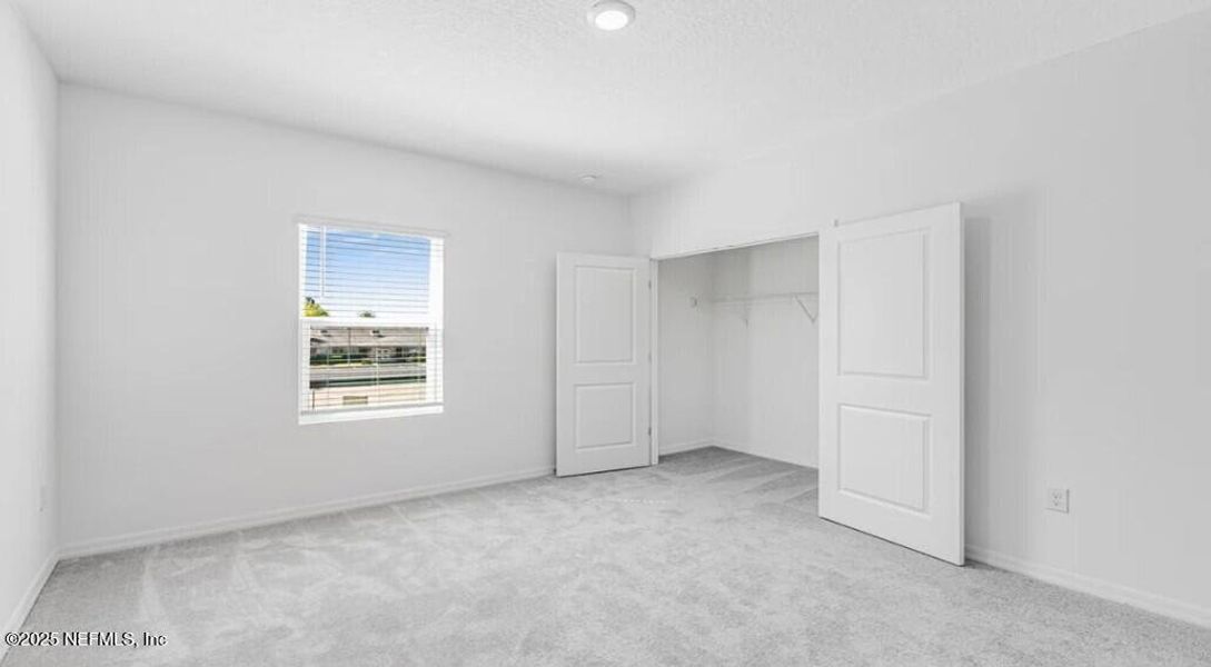 Spacious, unfurnished interior of a new home in Sabal Terrace, Jacksonville (Image 20).
