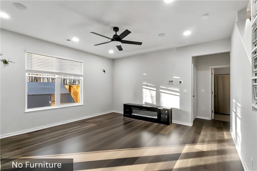 Spacious, unfurnished interior of a new home in , Dawsonville (Image 58).