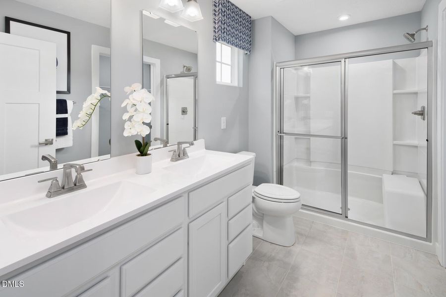 19 primary bathroom(1)