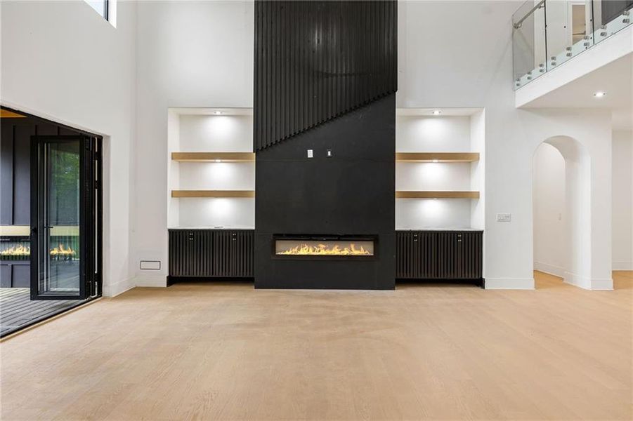 Furnished interior view inside a new home in , Alpharetta (Image 7).